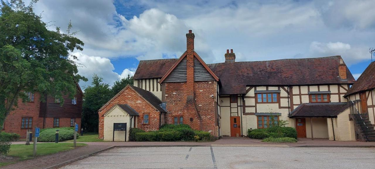 Meadow Farm Redditch By Marstons Inns 외부 사진