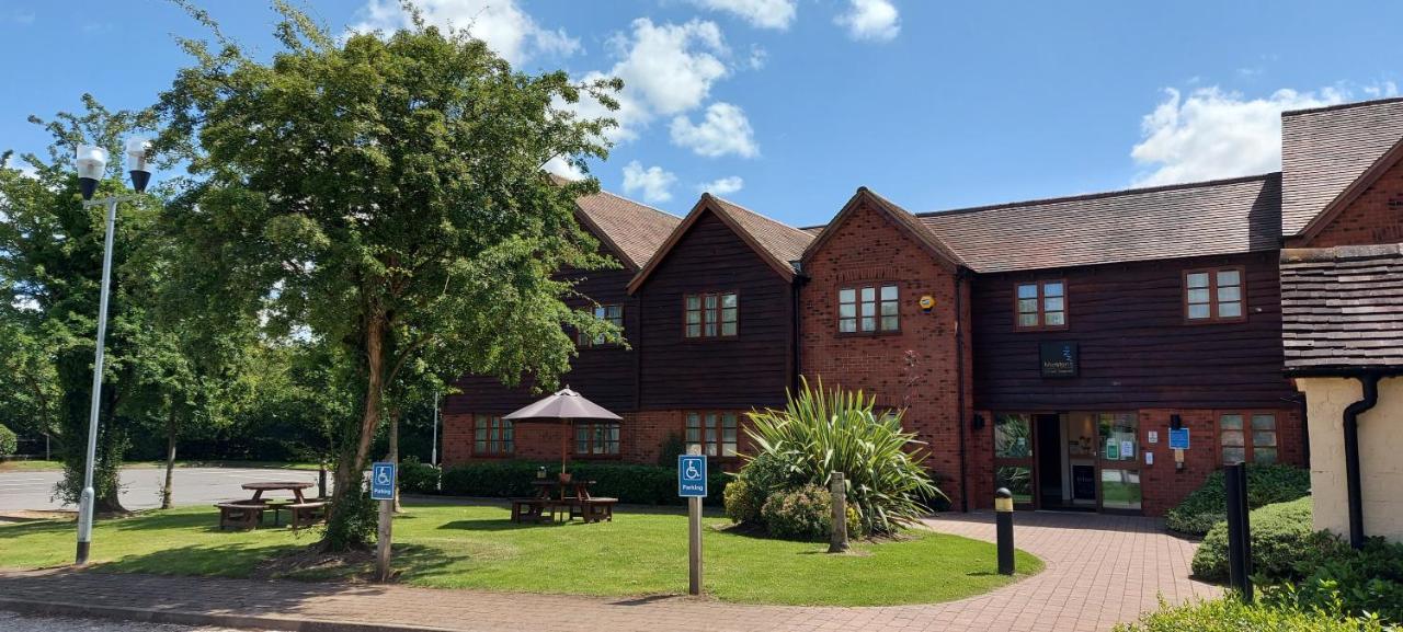 Meadow Farm Redditch By Marstons Inns 외부 사진