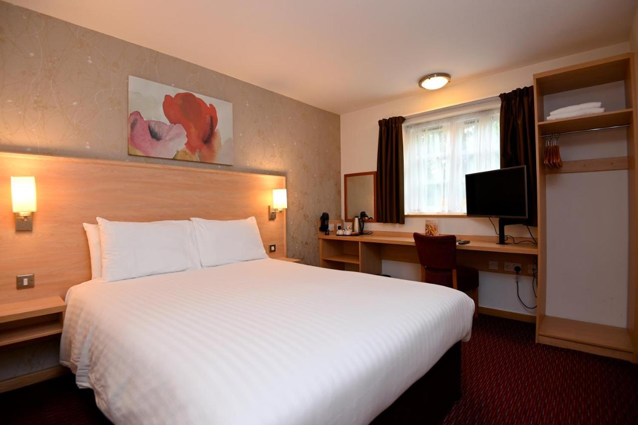 Meadow Farm Redditch By Marstons Inns 외부 사진