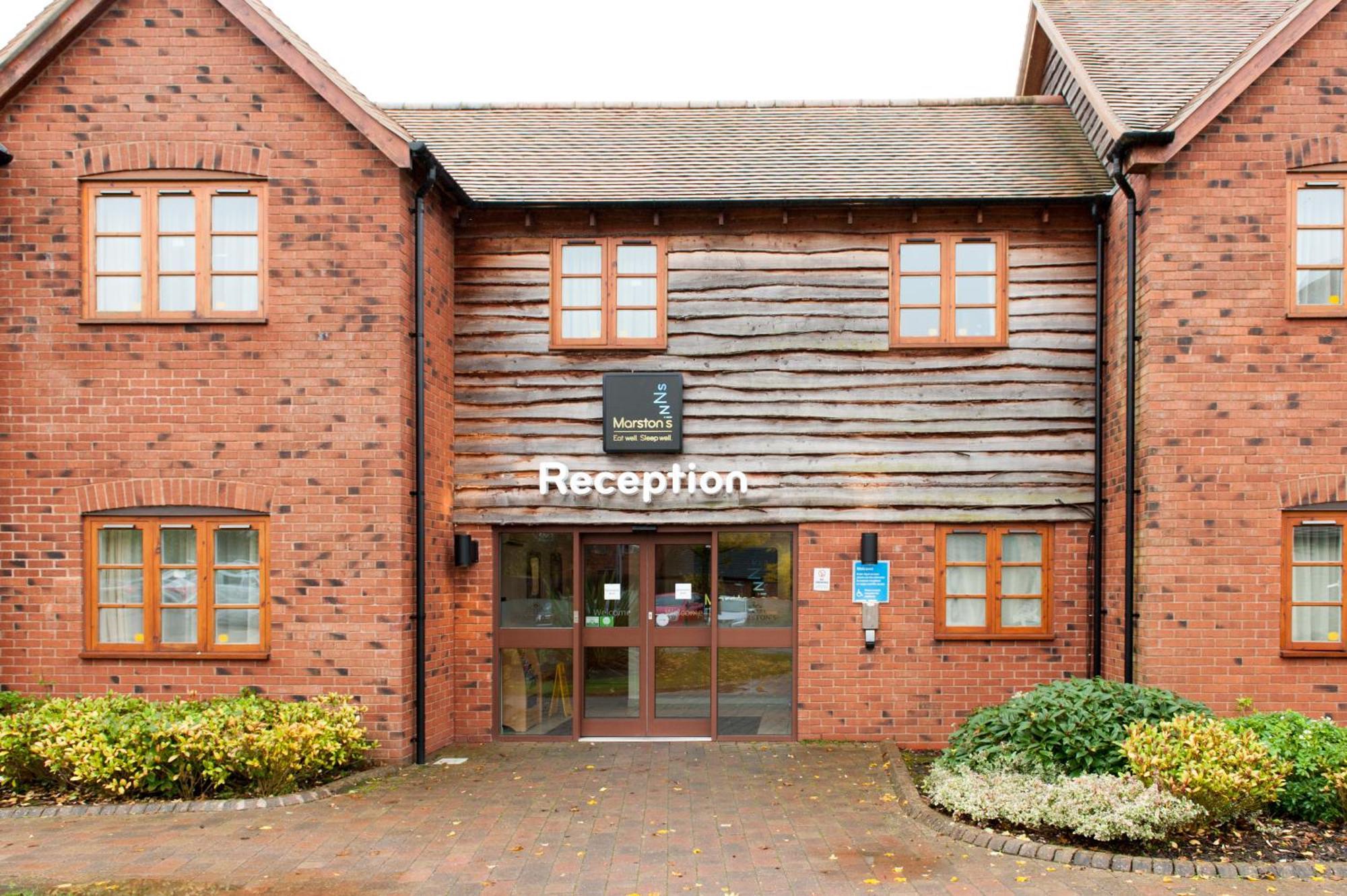 Meadow Farm Redditch By Marstons Inns 외부 사진