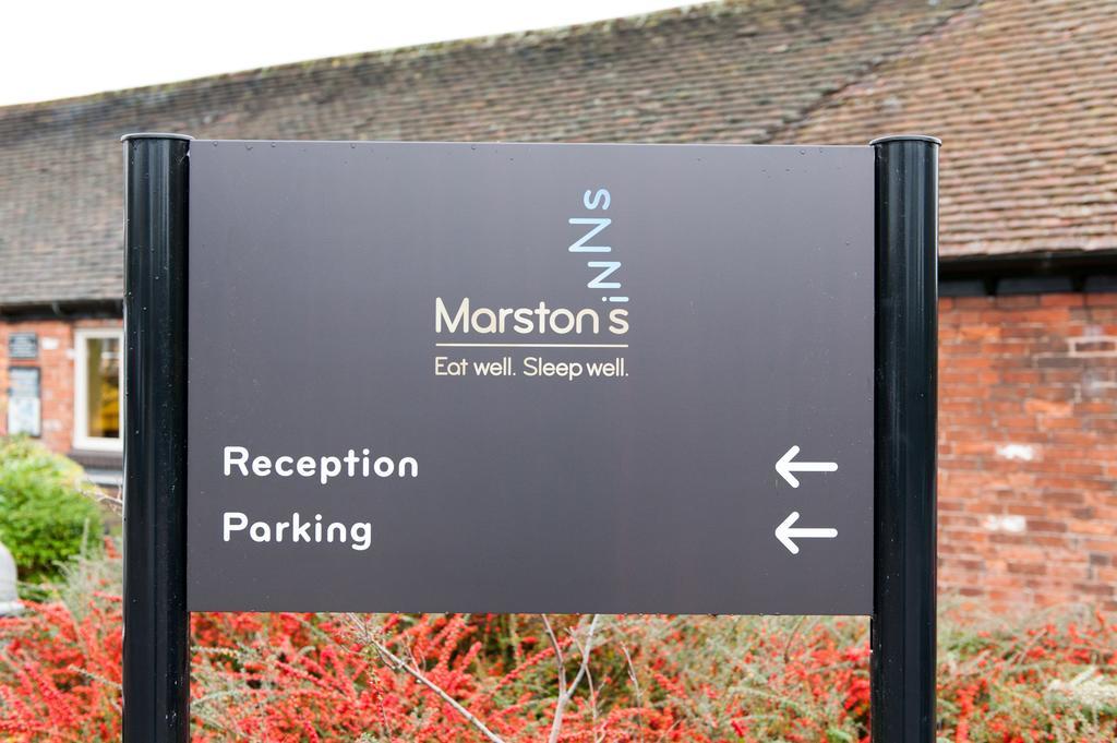 Meadow Farm Redditch By Marstons Inns 외부 사진